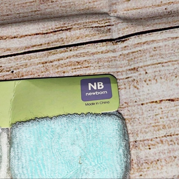 NWT Carter Child of Mine Set of 6 Newborn socks - Picture 4 of 5